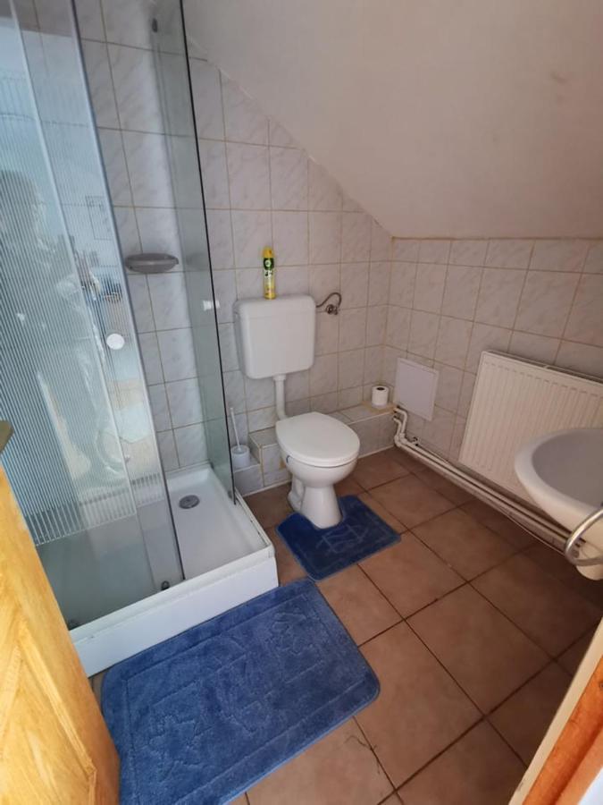 Kis Rigó vendégház Salgótarján Exterior foto