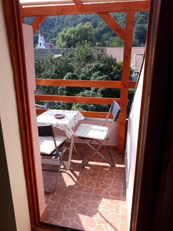 Kis Rigó vendégház Salgótarján Exterior foto