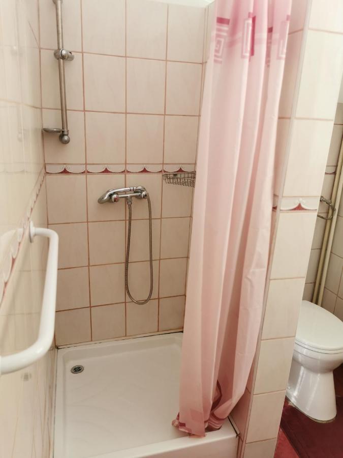 Kis Rigó vendégház Salgótarján Exterior foto